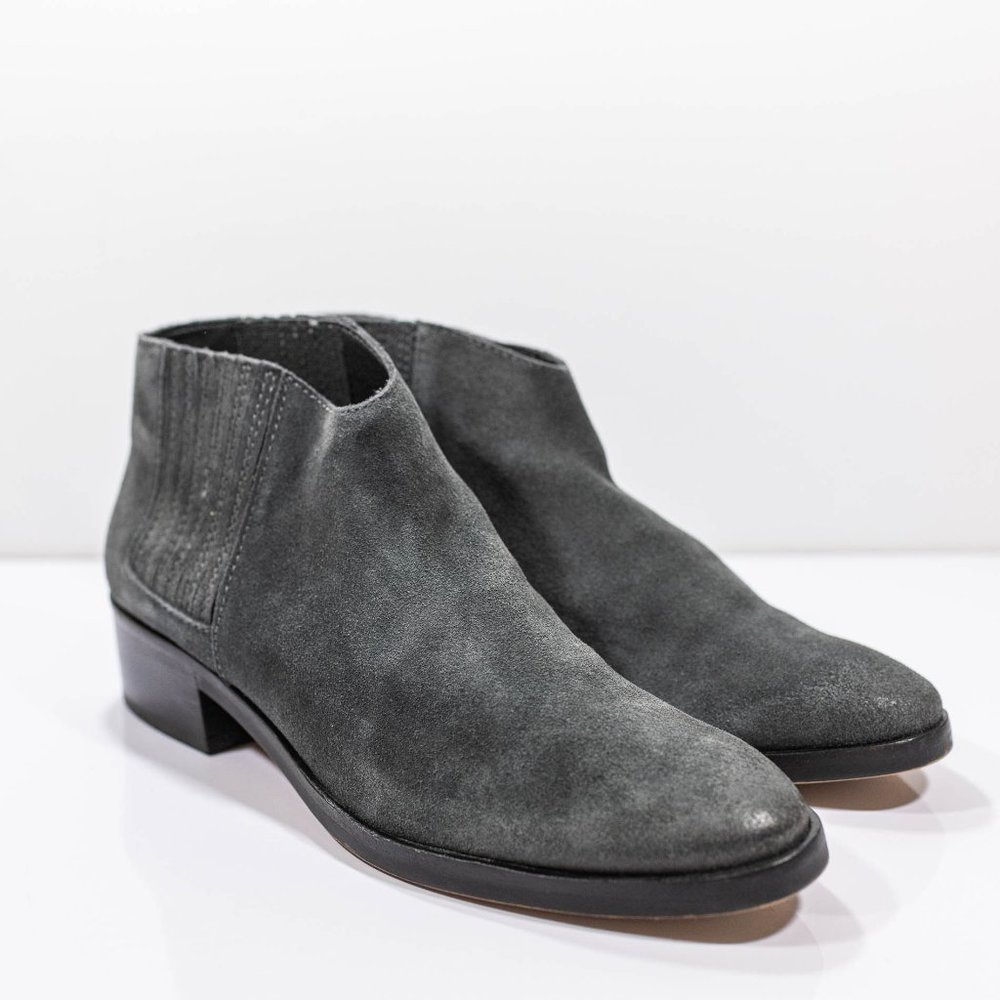 Dolce Vita Towne Suede Gray Booties Chelsea Boots